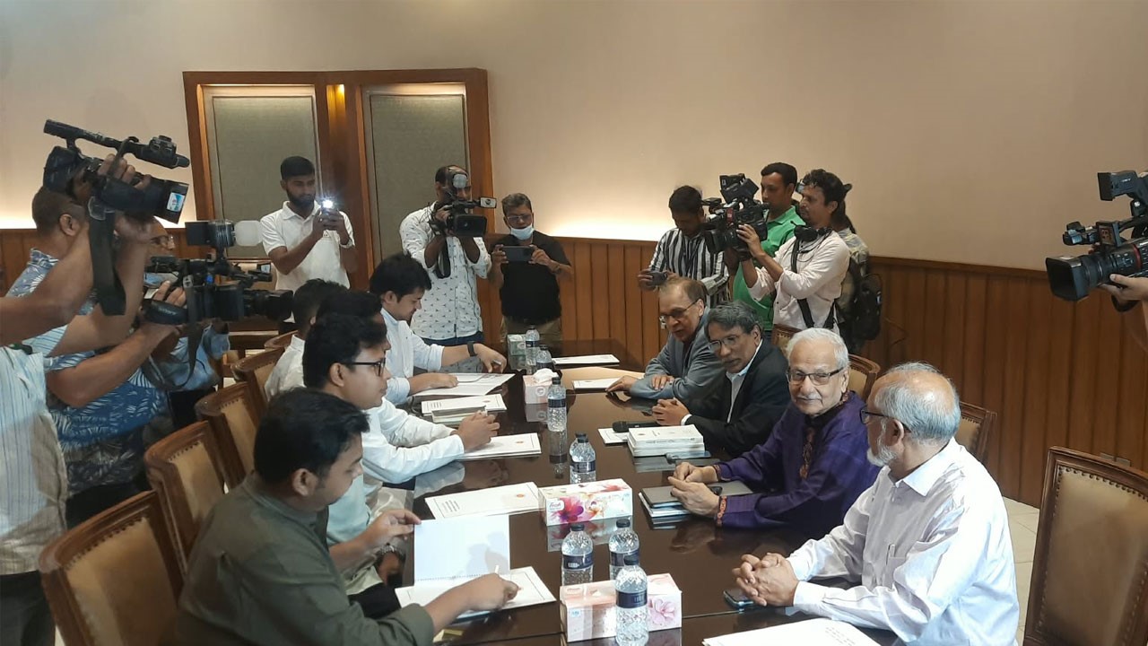 জাতীয় ঐকমত্য কমিশনের সঙ্গে বৈঠকে এনসিপির প্রতিনিধি দল